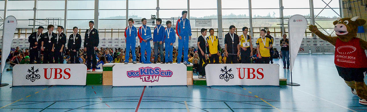 U14M vincitori alla finale CH Kids cup