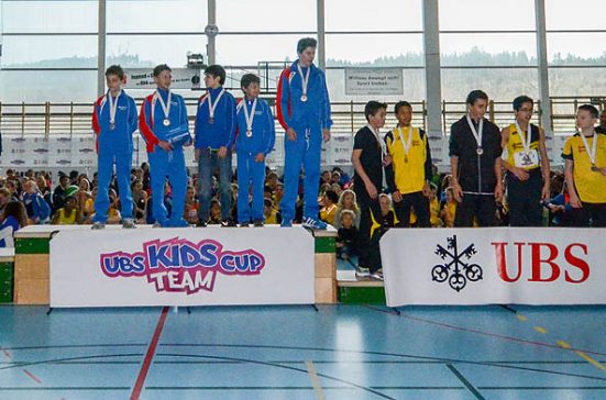 U14M vincitori alla finale CH Kids cup